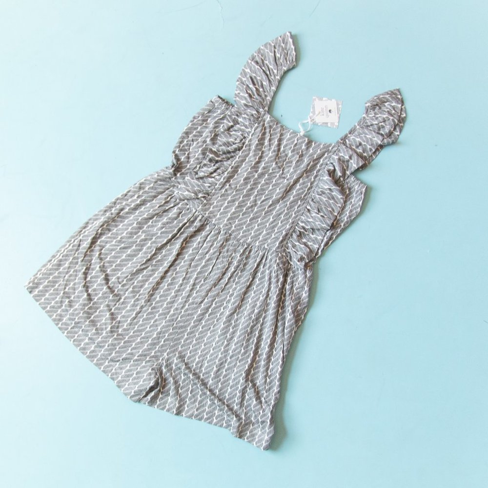 Kate Quinn Geometric Print Ruffle Wide Strap Elastic Waist Romper Sz Medium